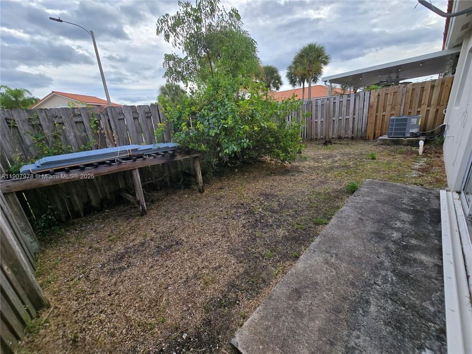 待售: $465,000 (3 贝兹, 2 浴室, 1308 平方英尺)