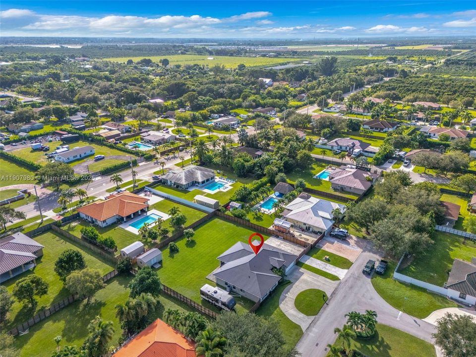 待售: $775,000 (4 贝兹, 2 浴室, 2339 平方英尺)