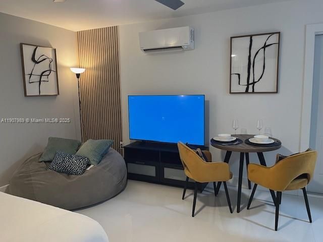 В аренду: $1,395 (1 спален, 1 ванн, 300 Квадратных фут)