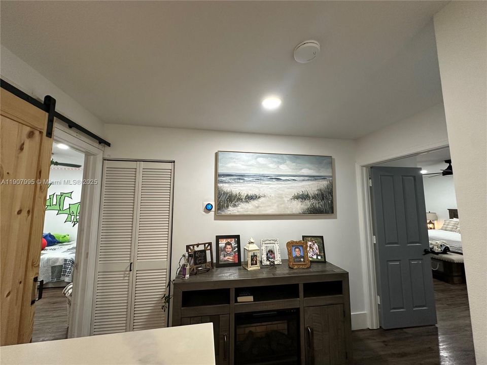 For Rent: $3,900 (3 beds, 3 baths, 1756 Square Feet)