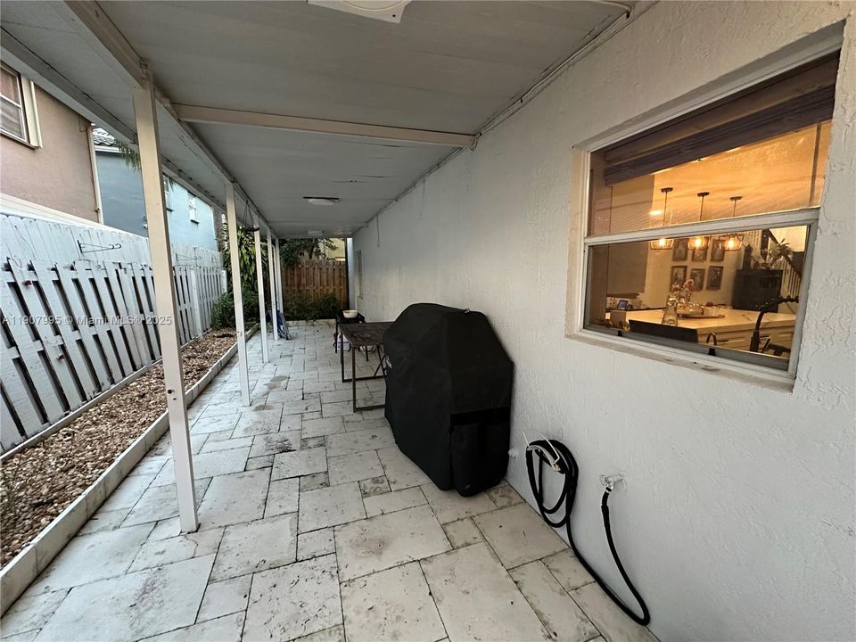 For Rent: $3,900 (3 beds, 3 baths, 1756 Square Feet)