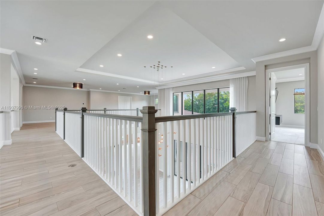 For Sale: $4,250,000 (7 beds, 8 baths, 7895 Square Feet)