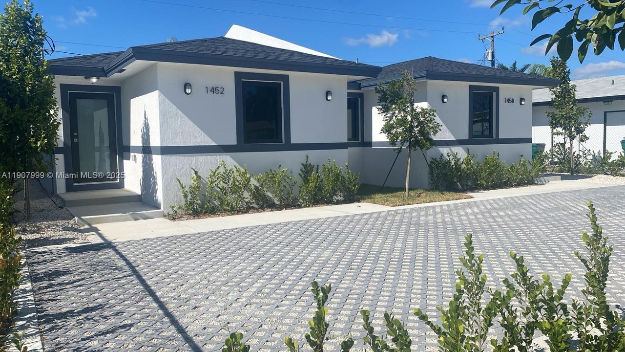 На продажу: $719,000 (0 спален, 0 ванн, 2100 Квадратных фут)