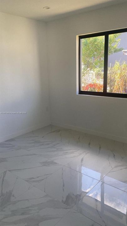 На продажу: $719,000 (0 спален, 0 ванн, 2100 Квадратных фут)