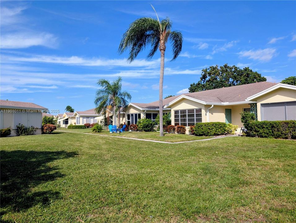 For Rent: $1,650 (1 beds, 1 baths, 1068 Square Feet)