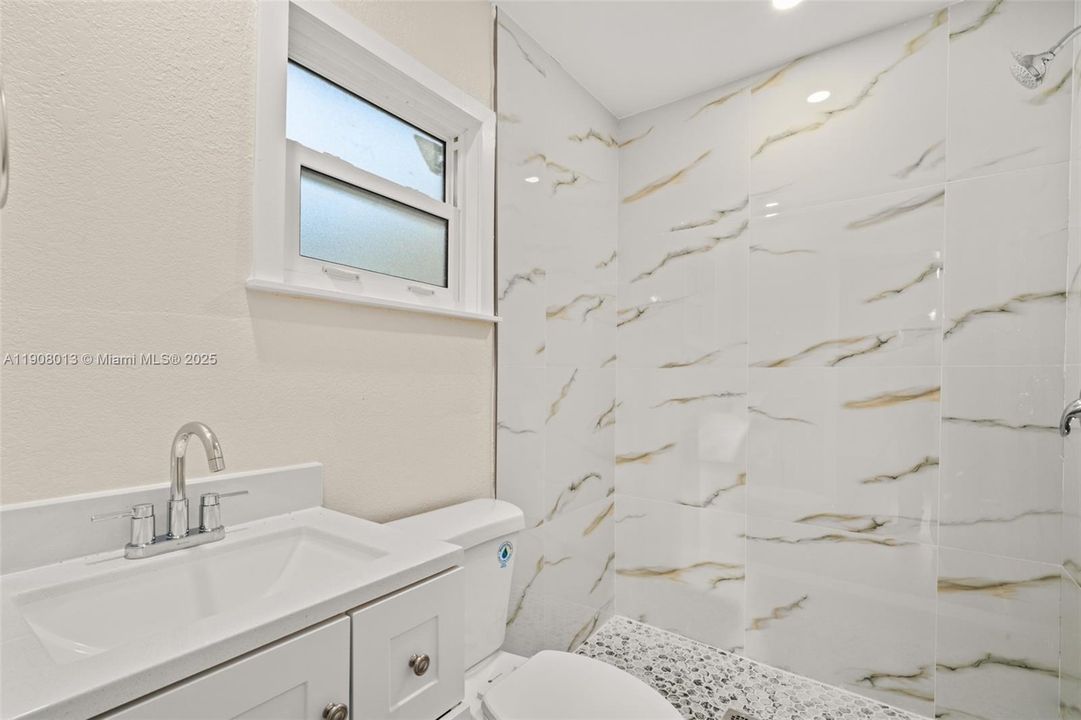 待售: $179,900 (3 贝兹, 2 浴室, 0 平方英尺)