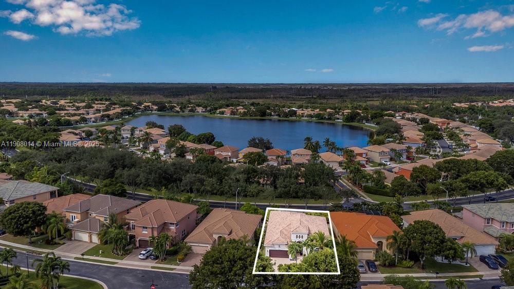 出租: $5,500 (4 贝兹, 3 浴室, 2897 平方英尺)