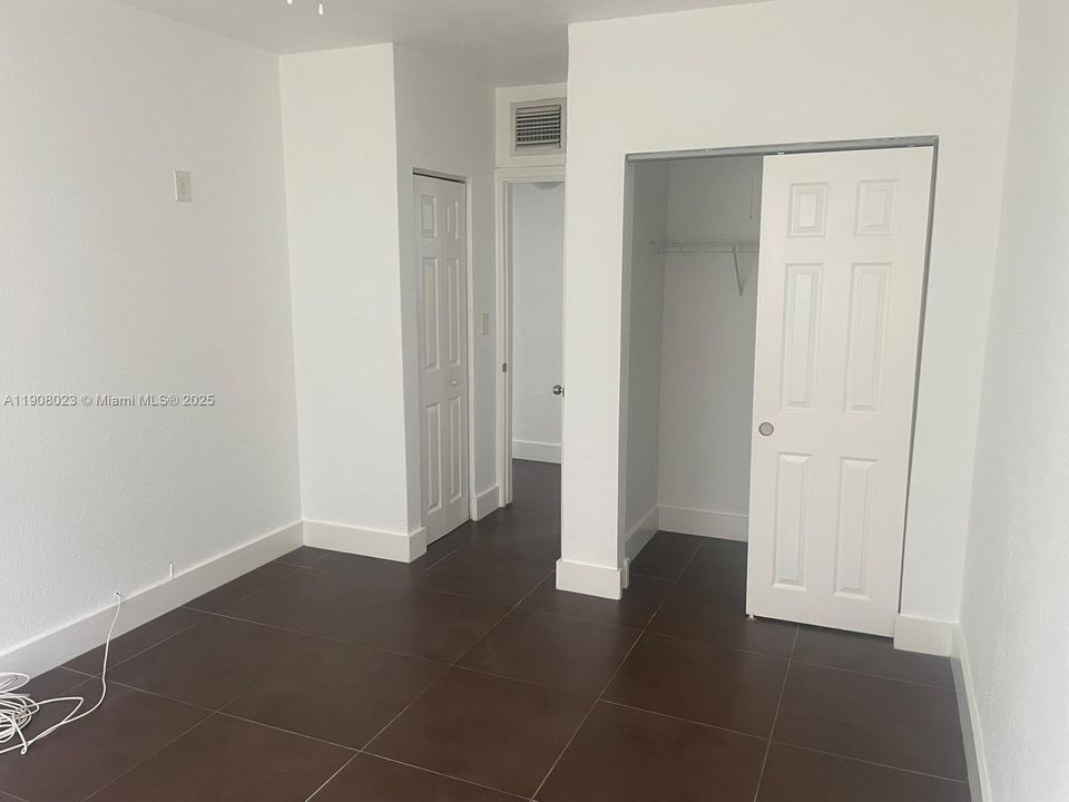 Recently Rented: $1,600 (1 beds, 1 baths, 630 Square Feet)