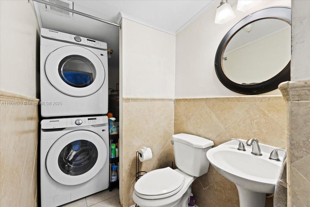 待售: $515,000 (3 贝兹, 2 浴室, 1252 平方英尺)