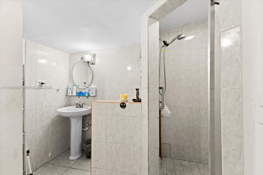 待售: $515,000 (3 贝兹, 2 浴室, 1252 平方英尺)