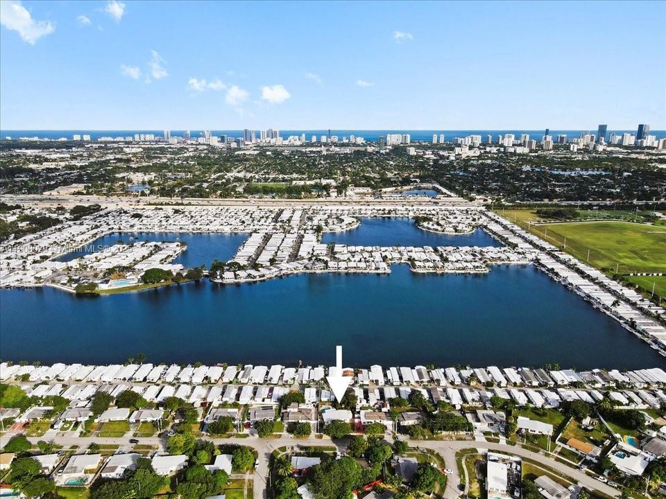 待售: $515,000 (3 贝兹, 2 浴室, 1252 平方英尺)