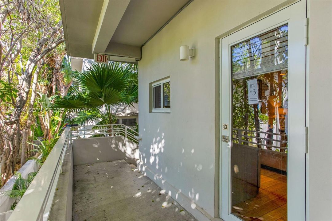 En Venta: $1,099,000 (2 camas, 2 baños, 1120 Pies cuadrados)