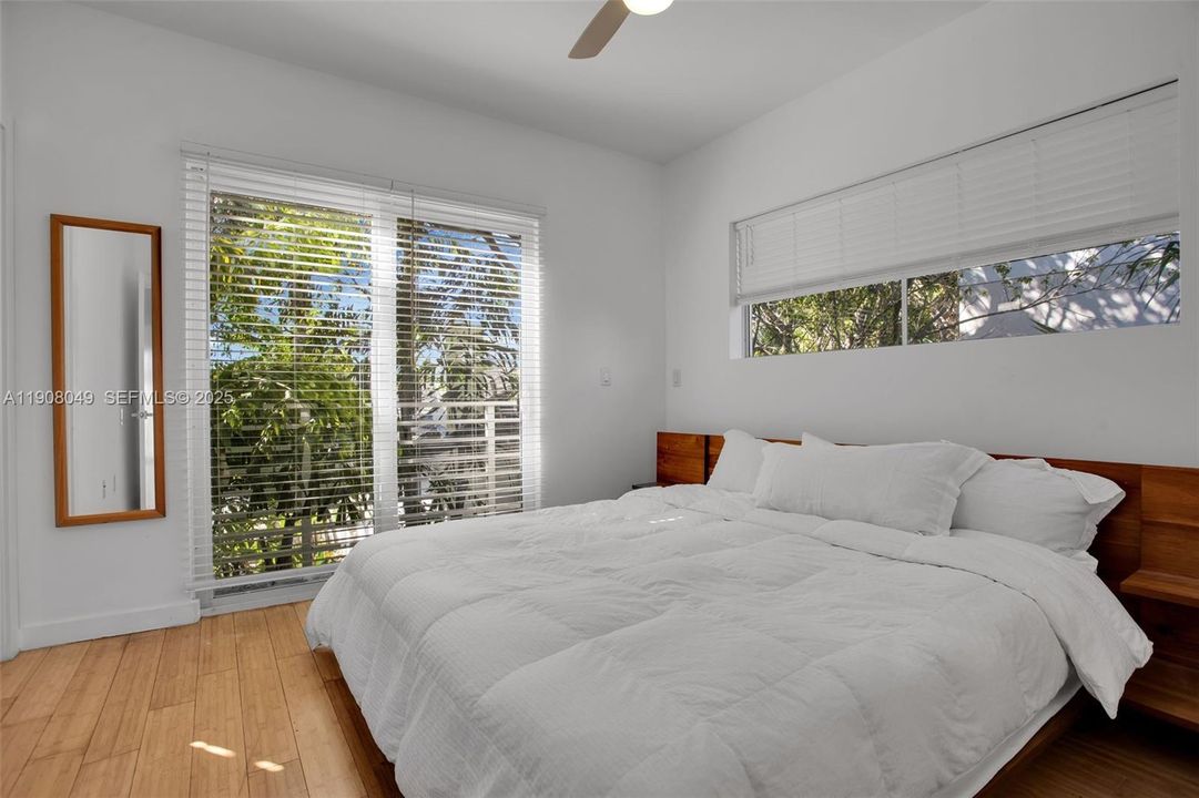 En Venta: $1,099,000 (2 camas, 2 baños, 1120 Pies cuadrados)