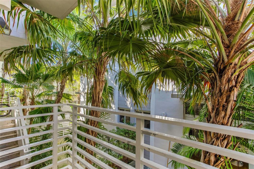 En Venta: $1,099,000 (2 camas, 2 baños, 1120 Pies cuadrados)