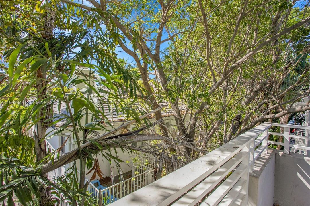 En Venta: $1,099,000 (2 camas, 2 baños, 1120 Pies cuadrados)