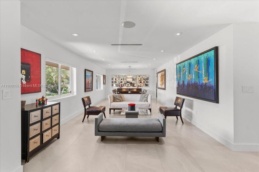 For Sale: $3,150,000 (6 beds, 4 baths, 3538 Square Feet)