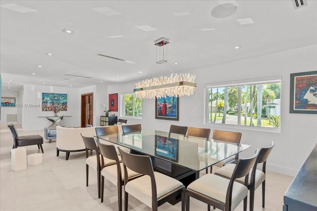 For Sale: $3,150,000 (6 beds, 4 baths, 3538 Square Feet)