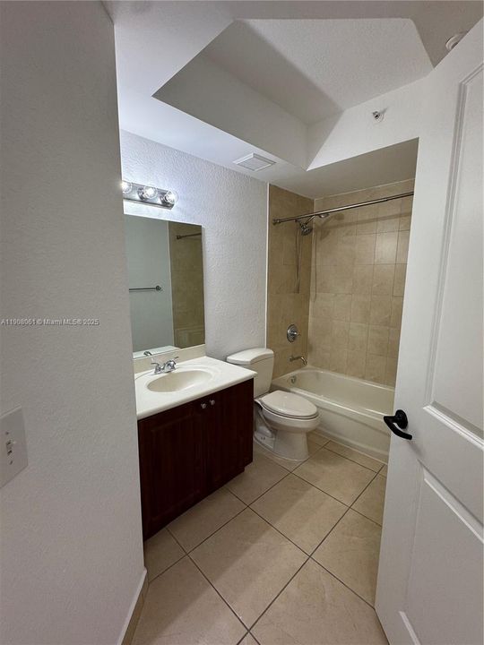 2nd Bathroom