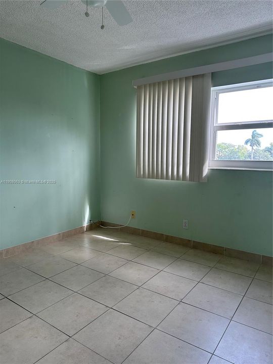 En Venta: $179,000 (2 camas, 2 baños, 937 Pies cuadrados)