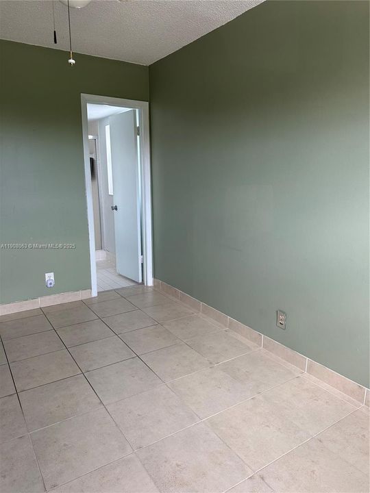 En Venta: $179,000 (2 camas, 2 baños, 937 Pies cuadrados)