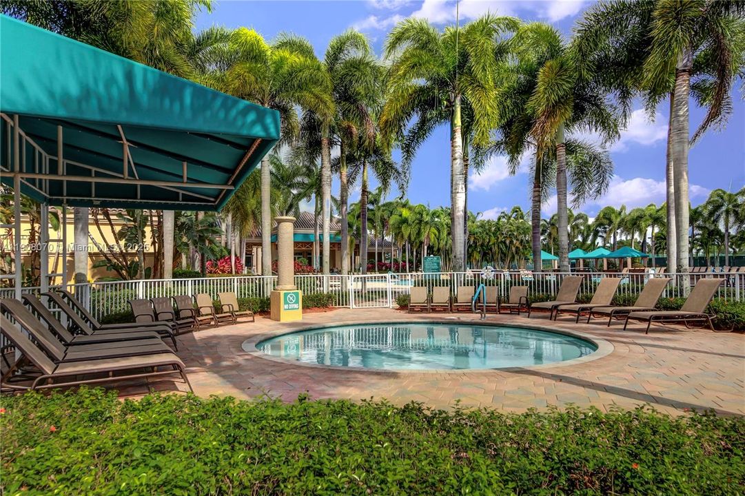 待售: $1,099,000 (4 贝兹, 3 浴室, 3284 平方英尺)