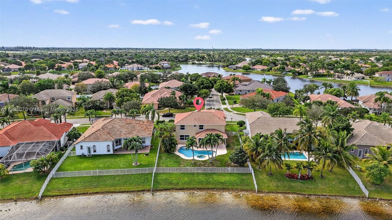 待售: $1,099,000 (4 贝兹, 3 浴室, 3284 平方英尺)