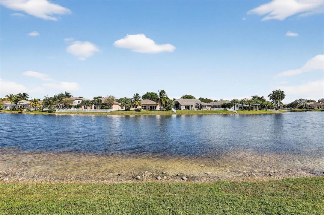 待售: $1,099,000 (4 贝兹, 3 浴室, 3284 平方英尺)