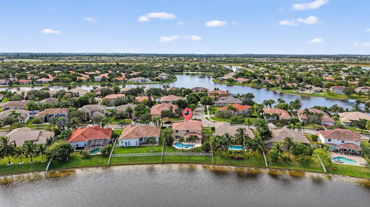 待售: $1,099,000 (4 贝兹, 3 浴室, 3284 平方英尺)