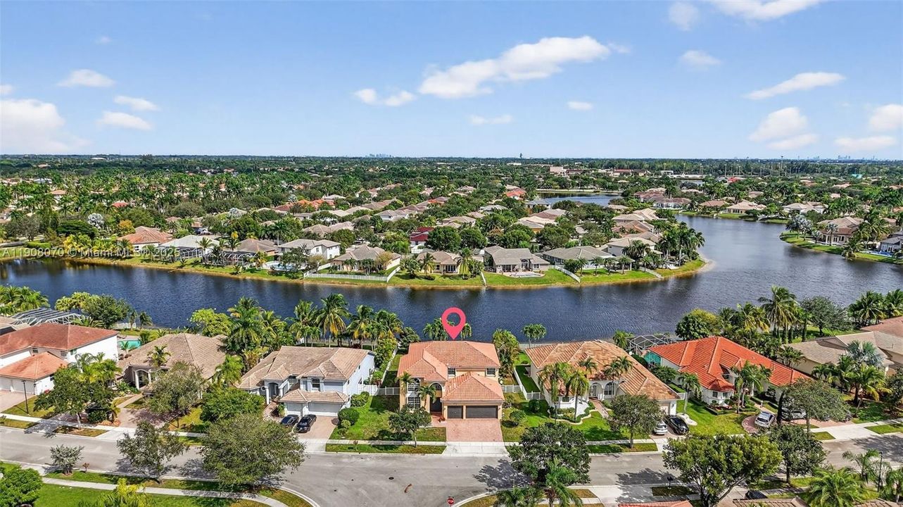 待售: $1,099,000 (4 贝兹, 3 浴室, 3284 平方英尺)