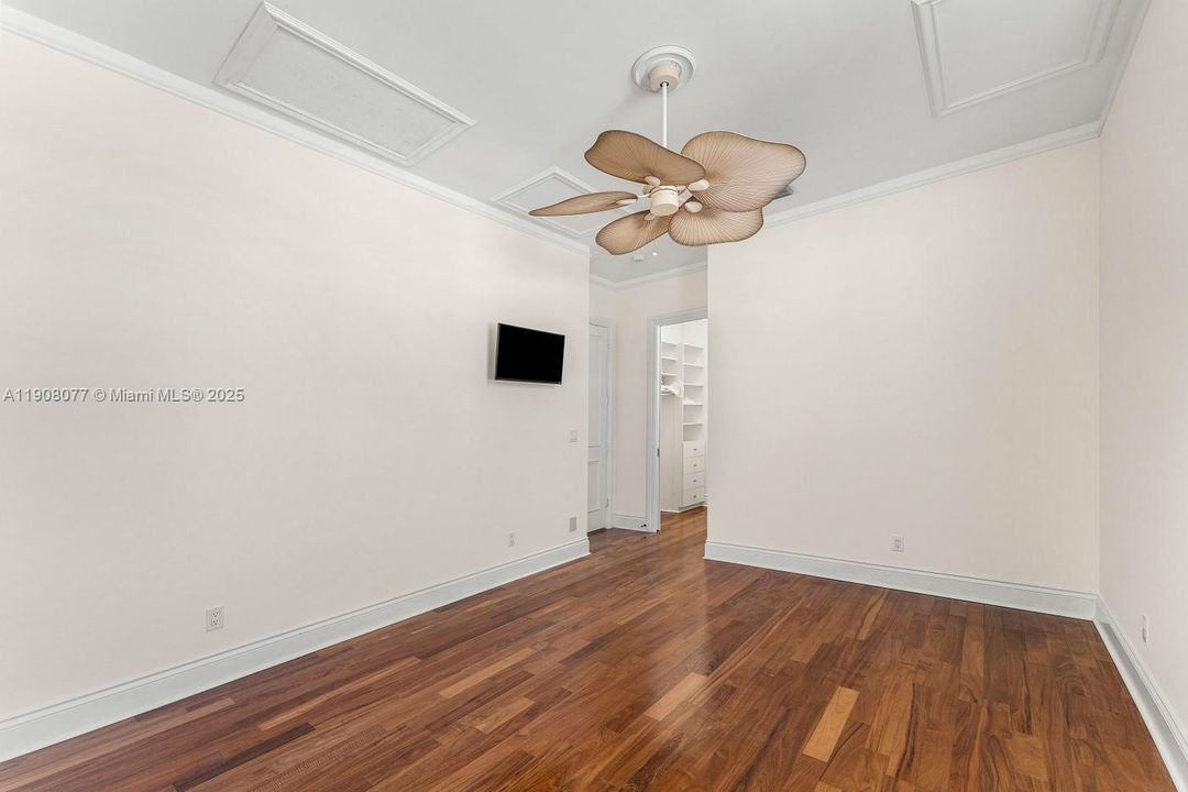 Guest Bedroom, on-suite; walk-in custom closet