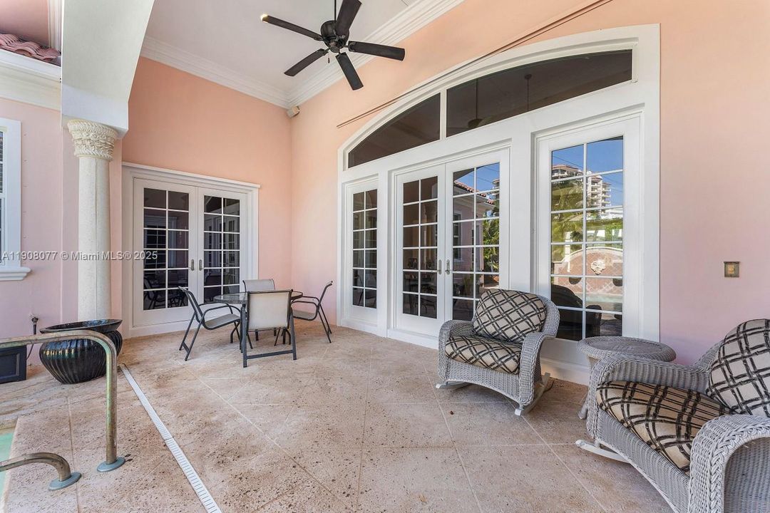 На продажу: $2,650,000 (3 спален, 4 ванн, 2884 Квадратных фут)