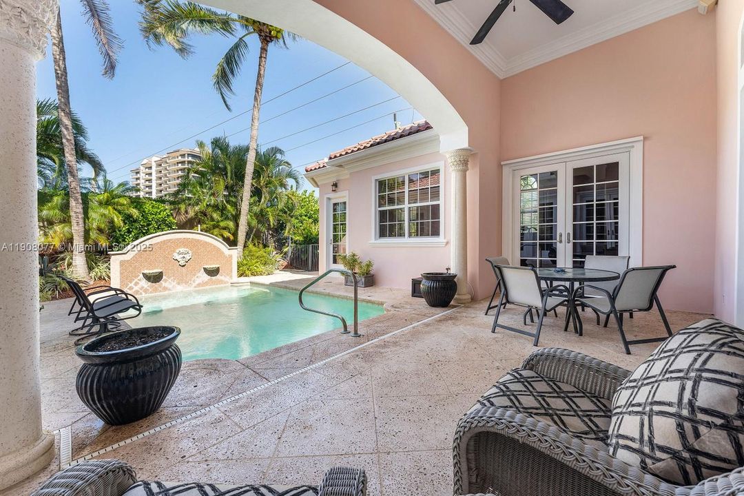 На продажу: $2,650,000 (3 спален, 4 ванн, 2884 Квадратных фут)