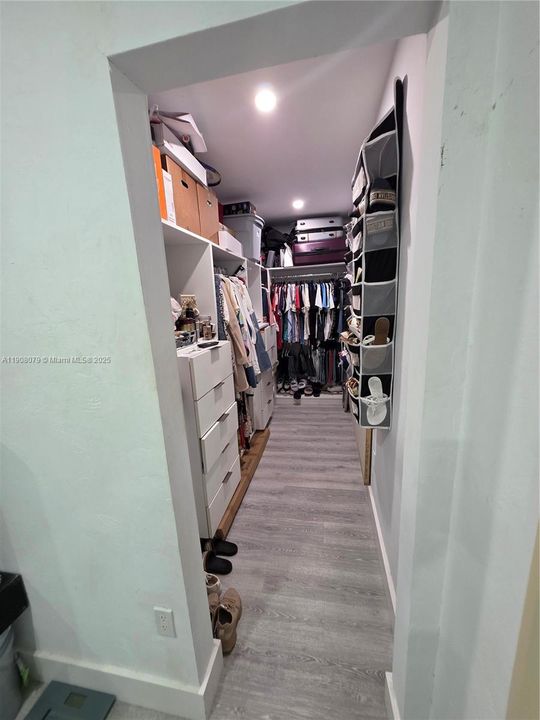 For Sale: $770,000 (3 beds, 2 baths, 1692 Square Feet)