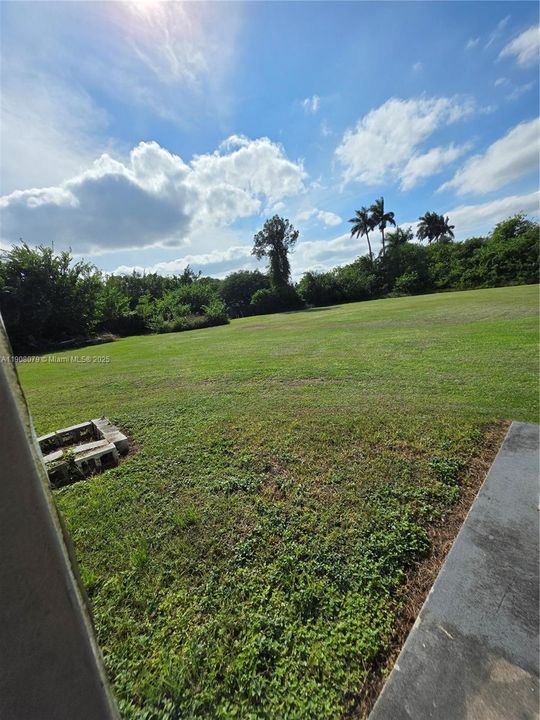 For Sale: $770,000 (3 beds, 2 baths, 1692 Square Feet)