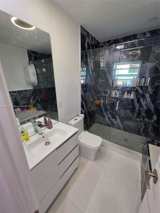 For Sale: $770,000 (3 beds, 2 baths, 1692 Square Feet)