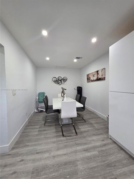 For Sale: $770,000 (3 beds, 2 baths, 1692 Square Feet)