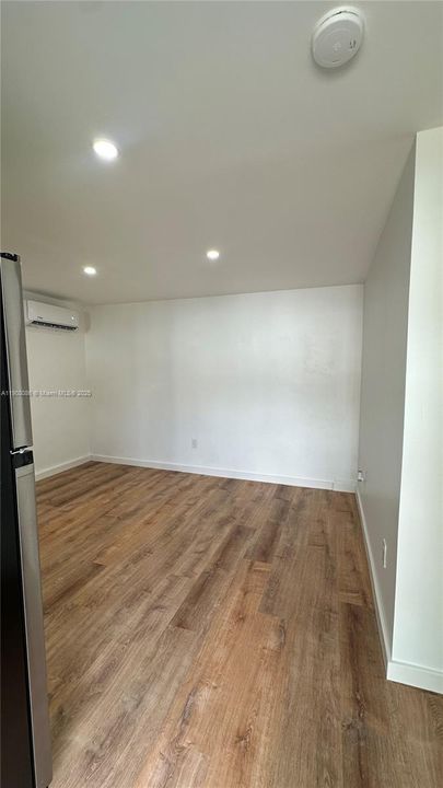 Recently Rented: $1,850 (1 beds, 1 baths, 1512 Square Feet)