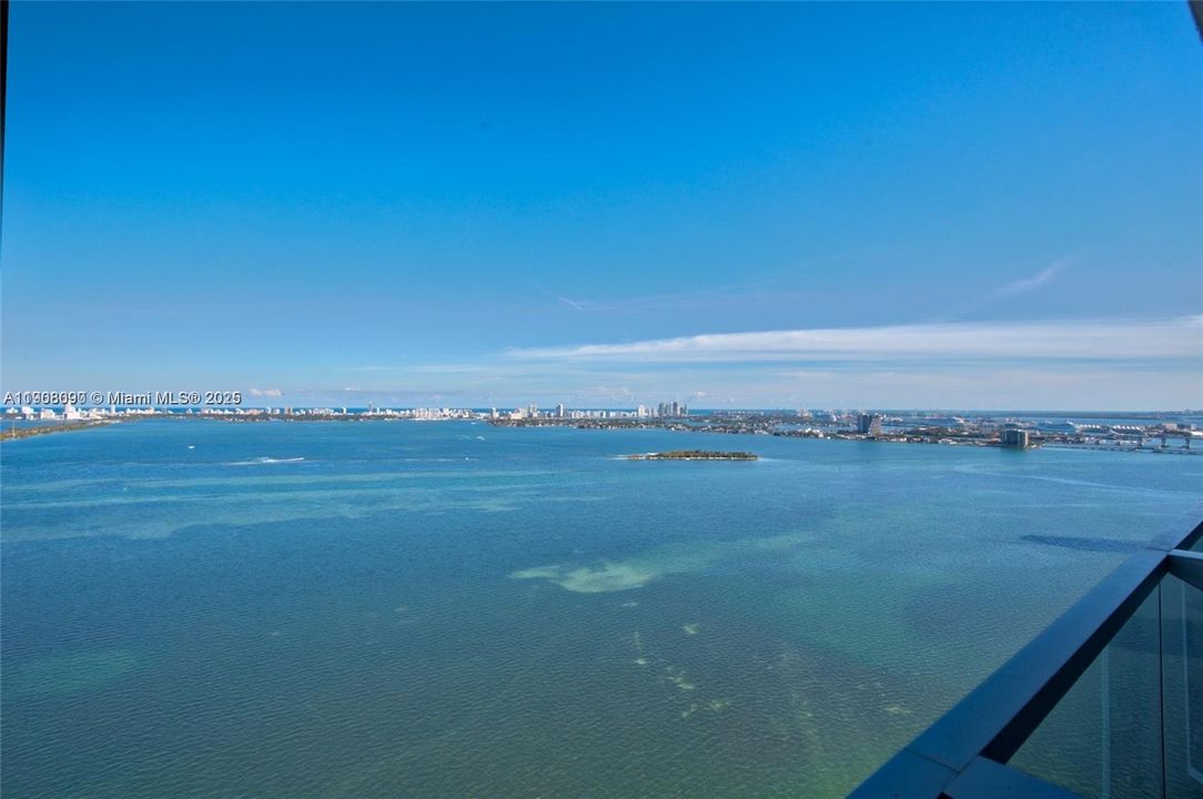 Recently Rented: $5,500 (2 beds, 3 baths, 1137 Square Feet)