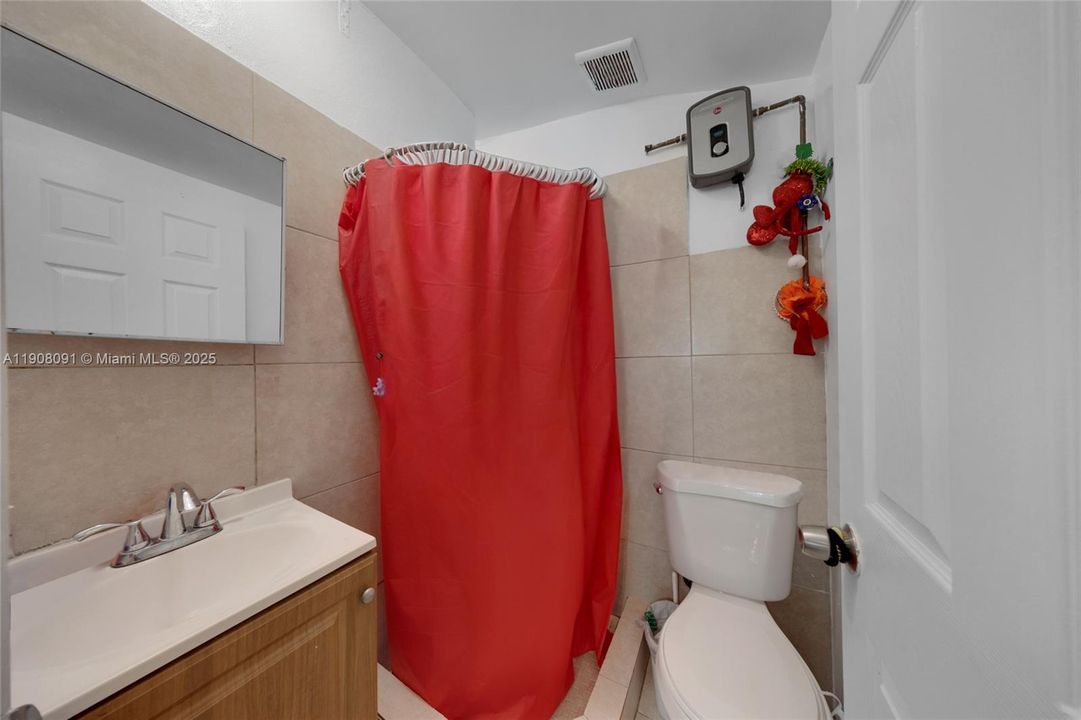 For Sale: $800,000 (0 beds, 0 baths, 2651 Square Feet)