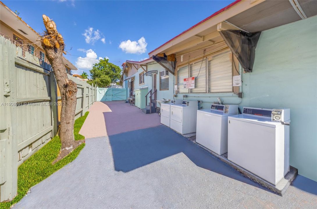 For Sale: $800,000 (0 beds, 0 baths, 2651 Square Feet)