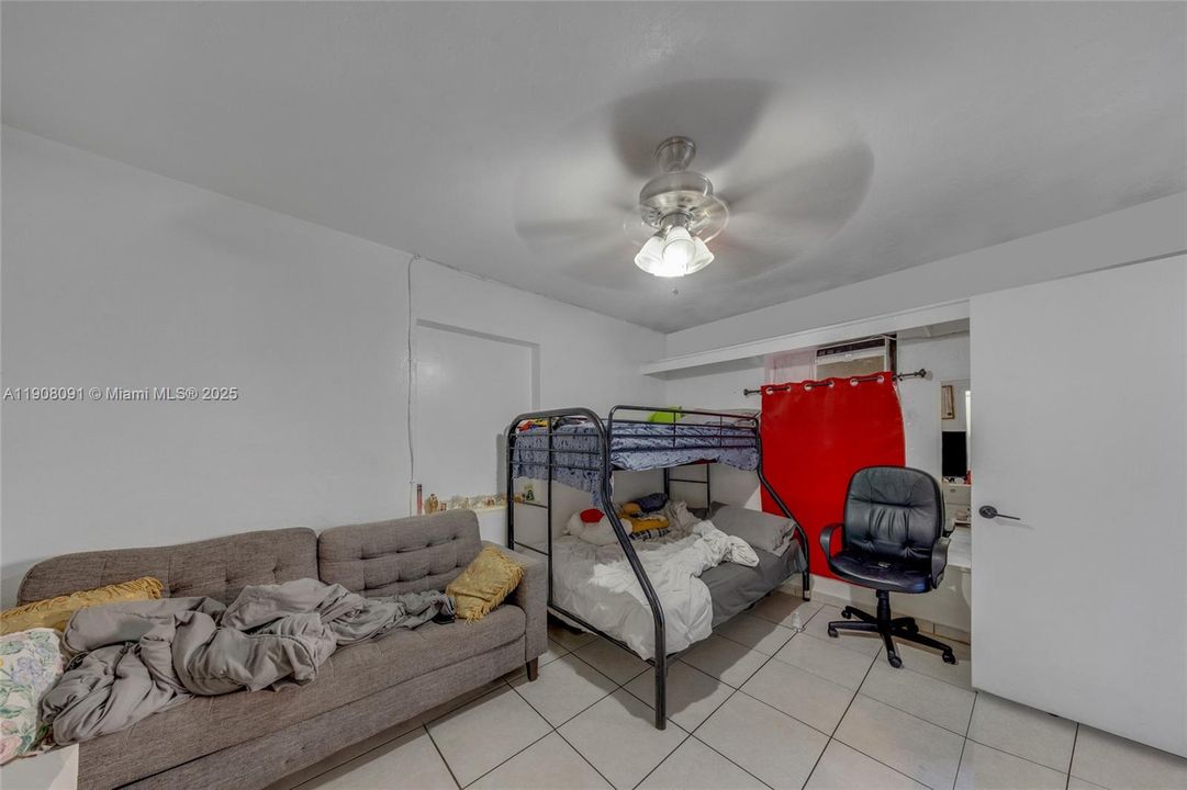 For Sale: $800,000 (0 beds, 0 baths, 2651 Square Feet)