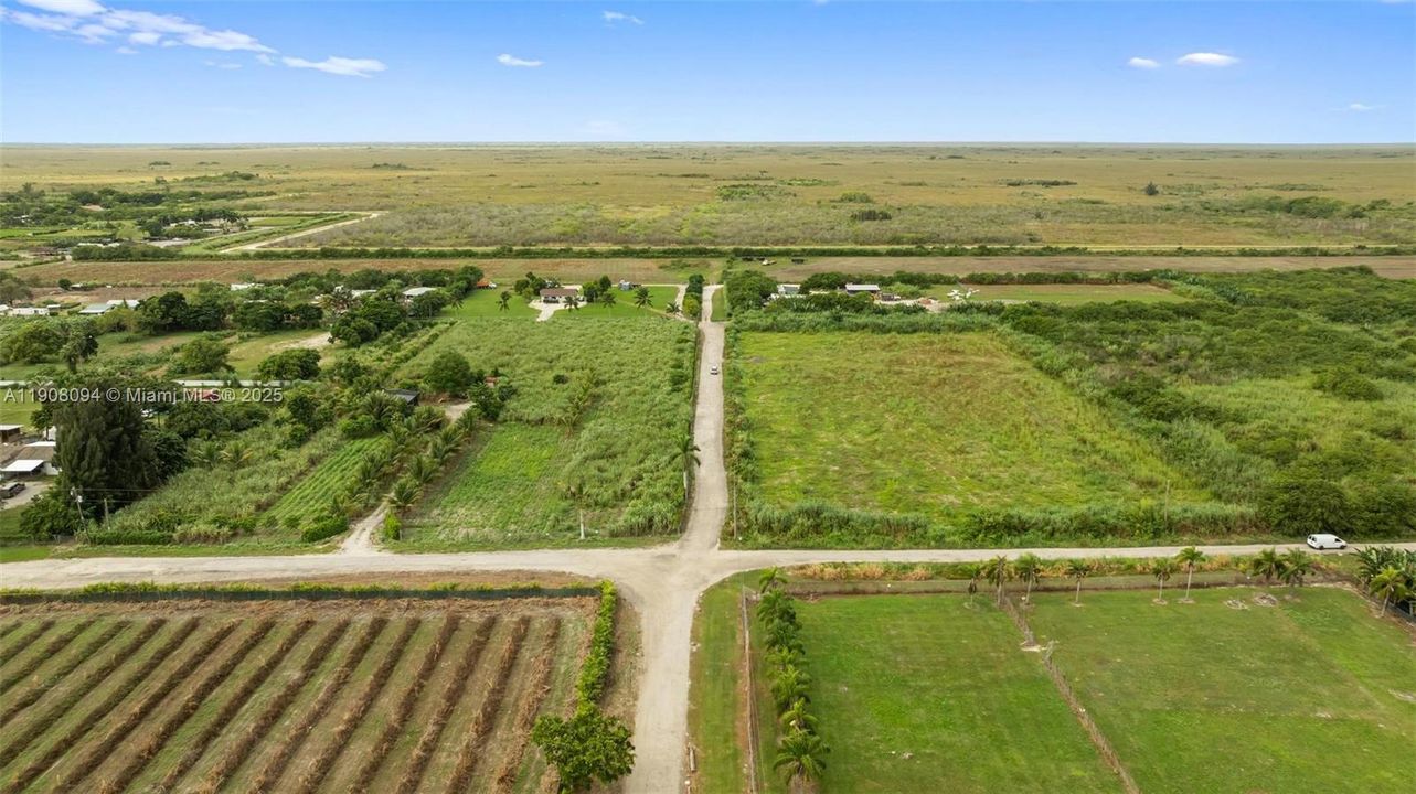 待售: $720,000 (0 贝兹, 0 浴室, 0 平方英尺)