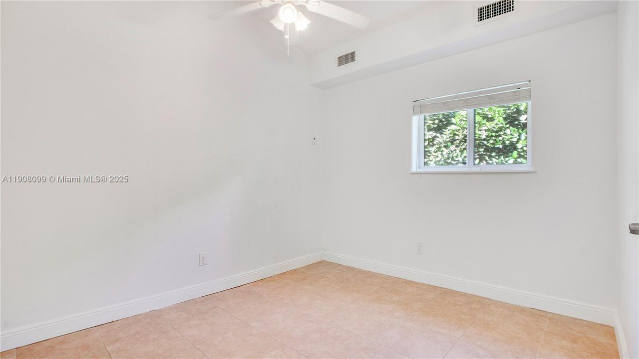 For Rent: $6,500 (3 beds, 2 baths, 1484 Square Feet)