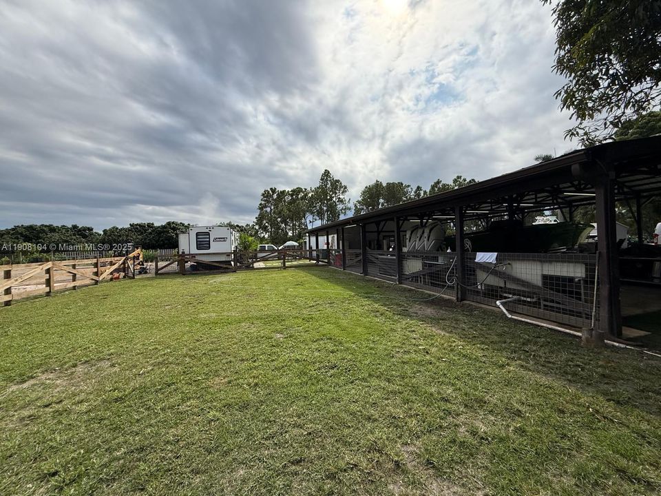 For Sale: $1,500,000 (3 beds, 1 baths, 1748 Square Feet)