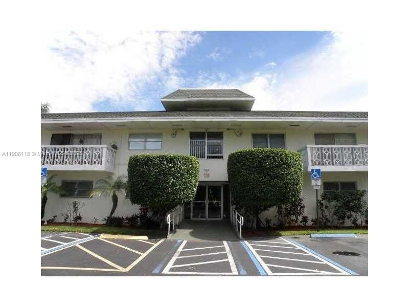 В аренду: $1,800 (2 спален, 1 ванн, 828 Квадратных фут)