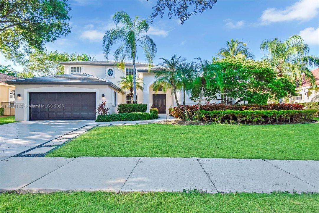 For Sale: $1,695,000 (7 beds, 5 baths, 3952 Square Feet)