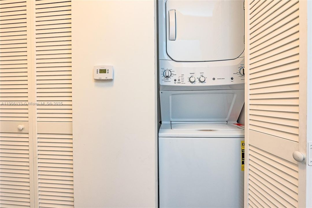 Недавно арендовано: $2,350 (1 спален, 1 ванн, 568 Квадратных фут)