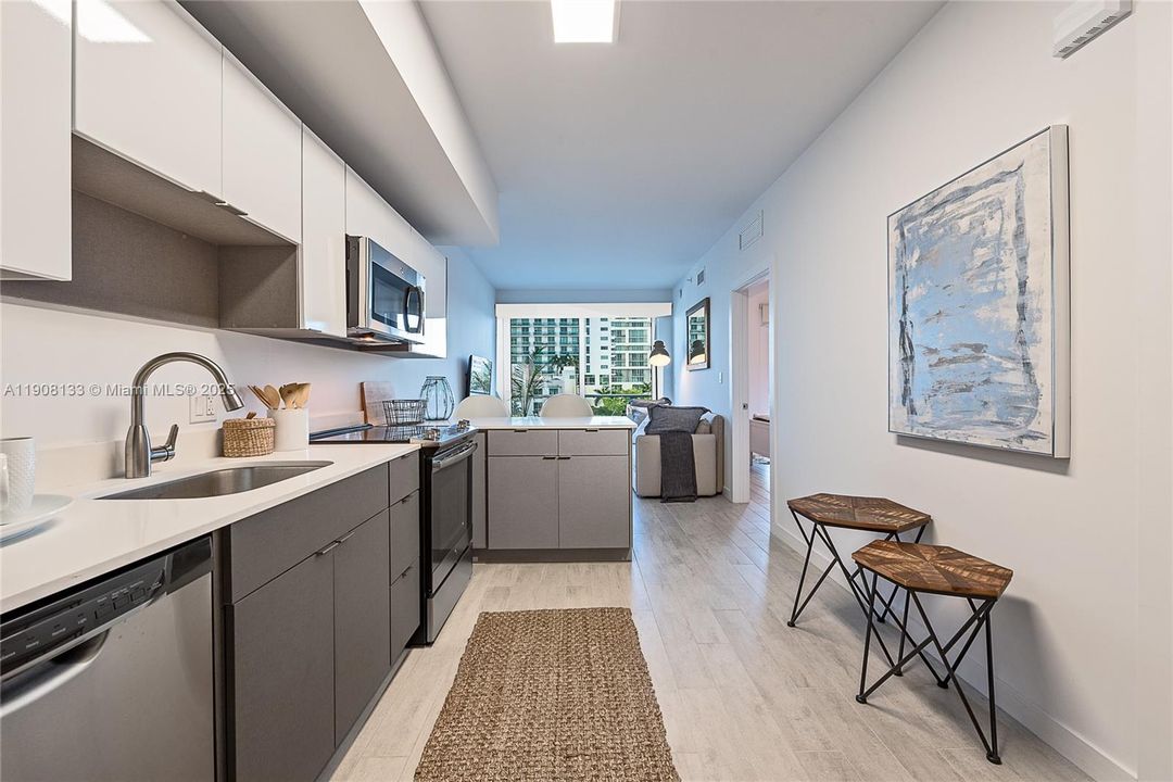 Недавно арендовано: $2,350 (1 спален, 1 ванн, 568 Квадратных фут)