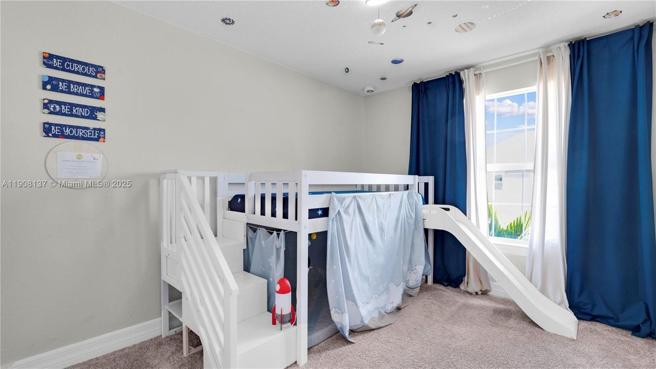 待售: $549,000 (3 贝兹, 2 浴室, 1516 平方英尺)