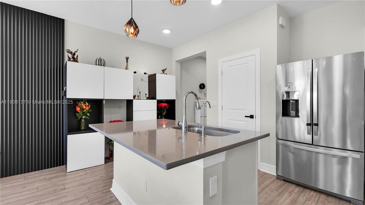 待售: $549,000 (3 贝兹, 2 浴室, 1516 平方英尺)